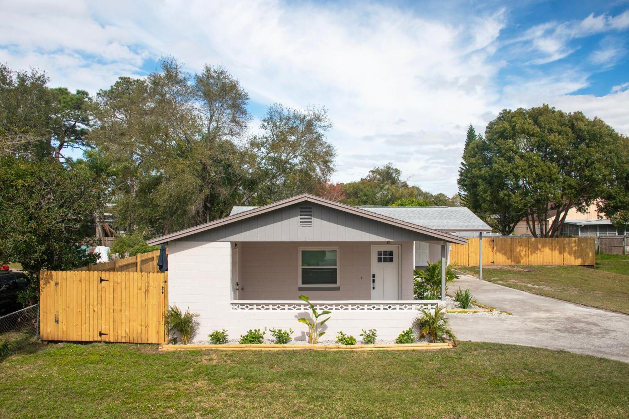 Buchanon Bungalows Orlando Bagian luar foto